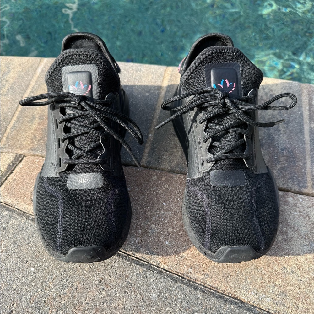 Adidas - NMD R1 V2 Black Pulse Magenta Men’s 7.5 - Picture 5 of 10